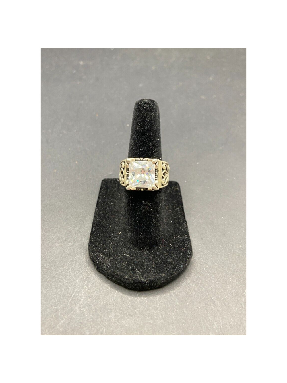 Silpada Uptown Cubic Zirconia Sterling Silver 925 Band Ring Size 4.75 R0981